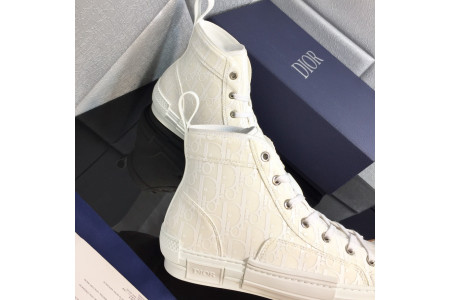 DR B23 Sneakers