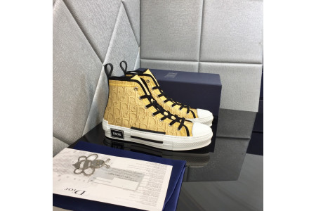 DR B23 Sneakers