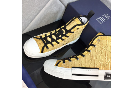 DR B23 Sneakers