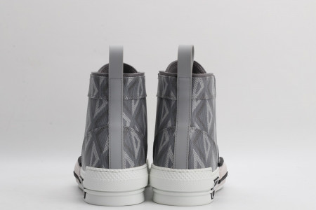 DR B23 Sneakers
