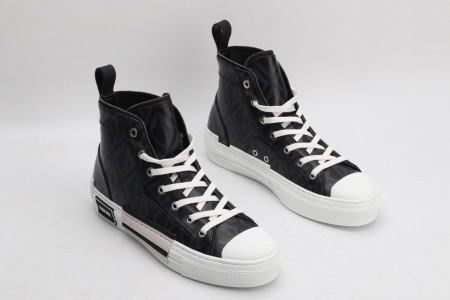 DR B23 Sneakers