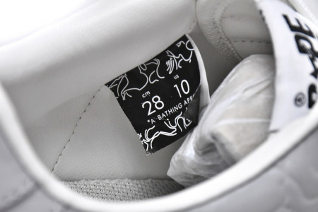 B*PE SNEAKER