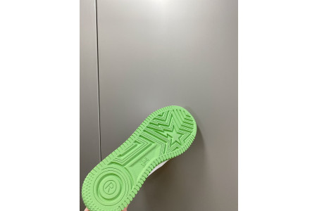 B*PE SNEAKER