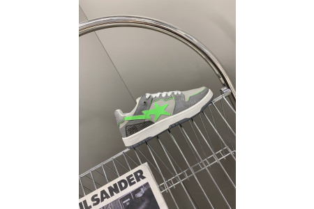 B*PE SNEAKER