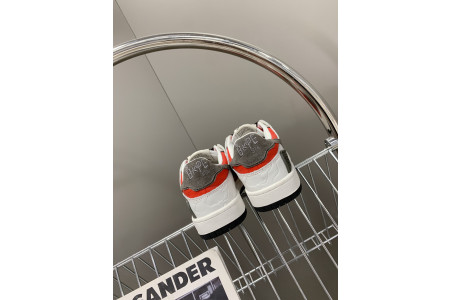B*PE SNEAKER