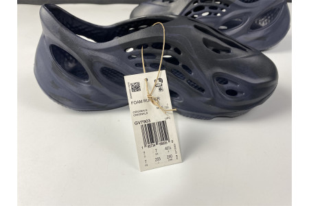 Adidas Yeezy Foam RNNR Mineral Blue GV7903