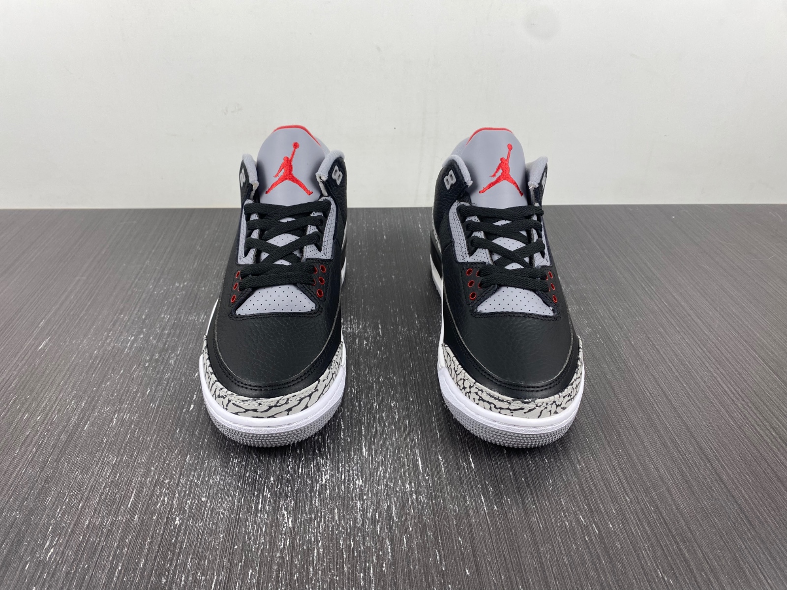 Air Jordan 3 Black Cement 854262-001