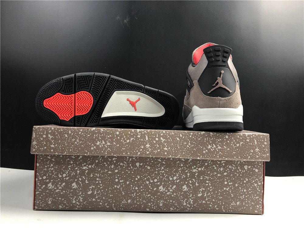 Air Jordan 4 Retro “Taupe Haze” DB0732-200