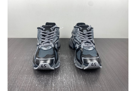 BLCG RUNNER SNEAKER 677403 W3RBR 1515