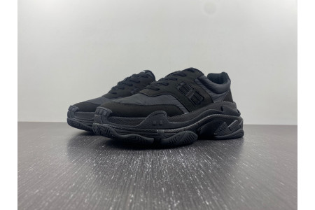 BLCG TRIPLE S SNEAKER 710157 W3CU1 1000