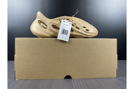 Adidas Yeezy Foam RNNR Ochre GW3354