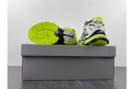 BLCG RUNNER SNEAKER 677403 W3RBP 1093