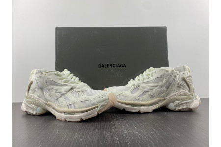 BLCG RUNNER SNEAKER 677403 W2RC8 2516
