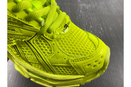 BLCG RUNNER SNEAKER 677402 W3RB4 7510