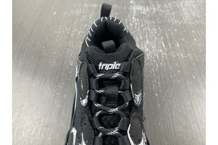 BLCG TRIPLE S SNEAKER 536737 W2FW6 0102