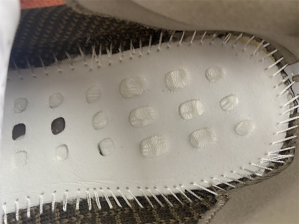 adidas Yeezy Boost 350 V2 Ash Stone GW0089