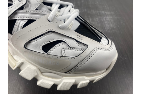 BLCG TRACK SNEAKER 736330 W3SKC 9010