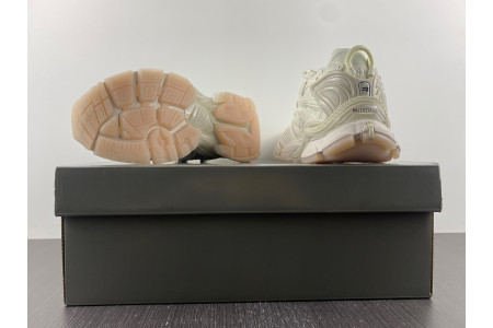 BLCG RUNNER SNEAKER 677403 W2RC8 2516