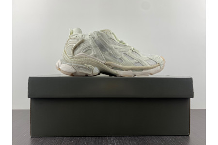 BLCG RUNNER SNEAKER 677403 W2RC8 2516