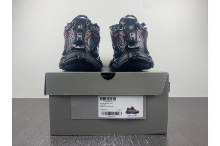 BLCG RUNNER SNEAKER 677403 W3RB1 0102