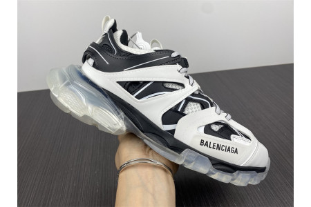 BLCG TRACK SNEAKER 647741 W3BZ2 9010