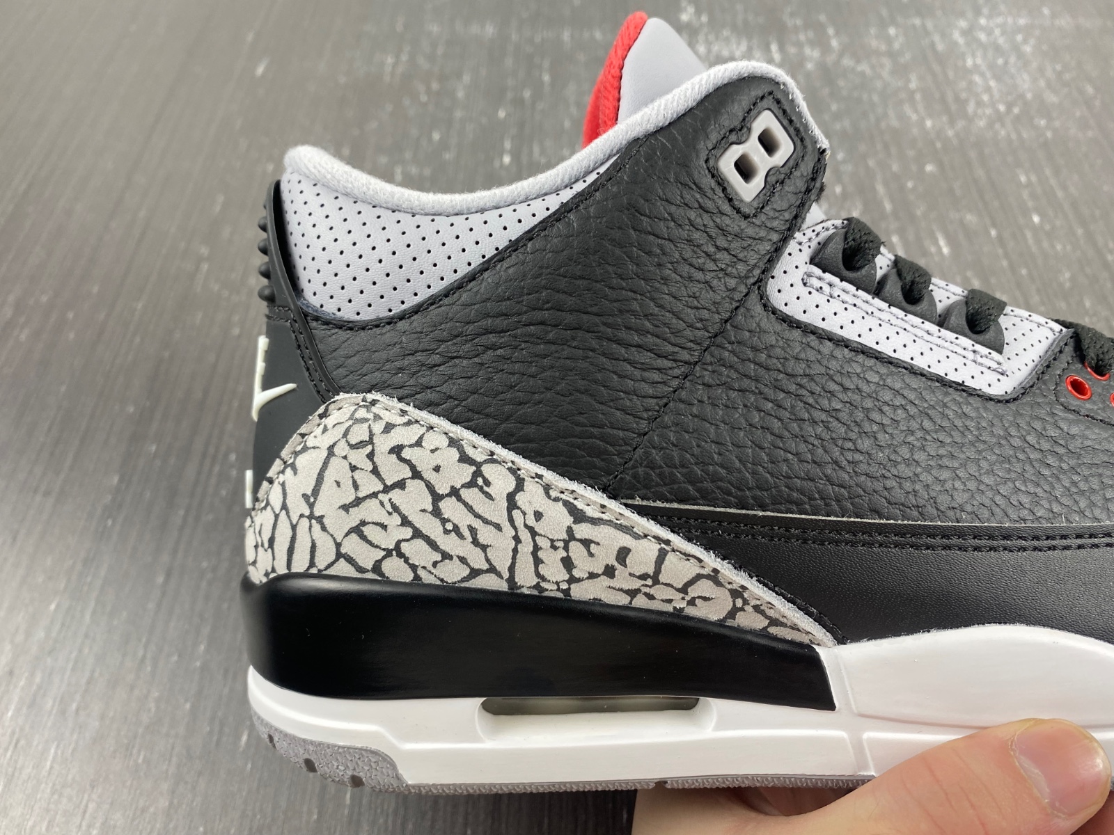 Air Jordan 3 Black Cement 854262-001