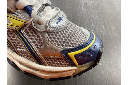 BLCG RUNNER SNEAKER 677402 W3RB5 9174
