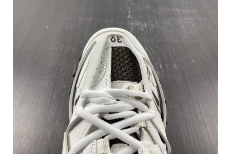 BLCG TRACK SNEAKER 542436 W5C82 6609