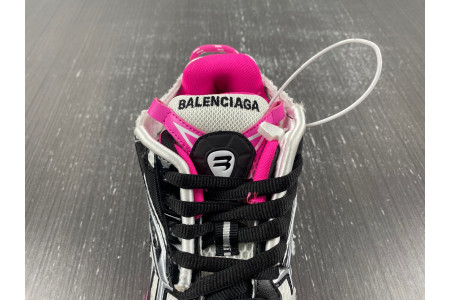 BLCG RUNNER SNEAKER 677402 W3RBW 9155