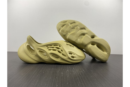 Adidas Yeezy Foam RNNR Sulfur GV6775