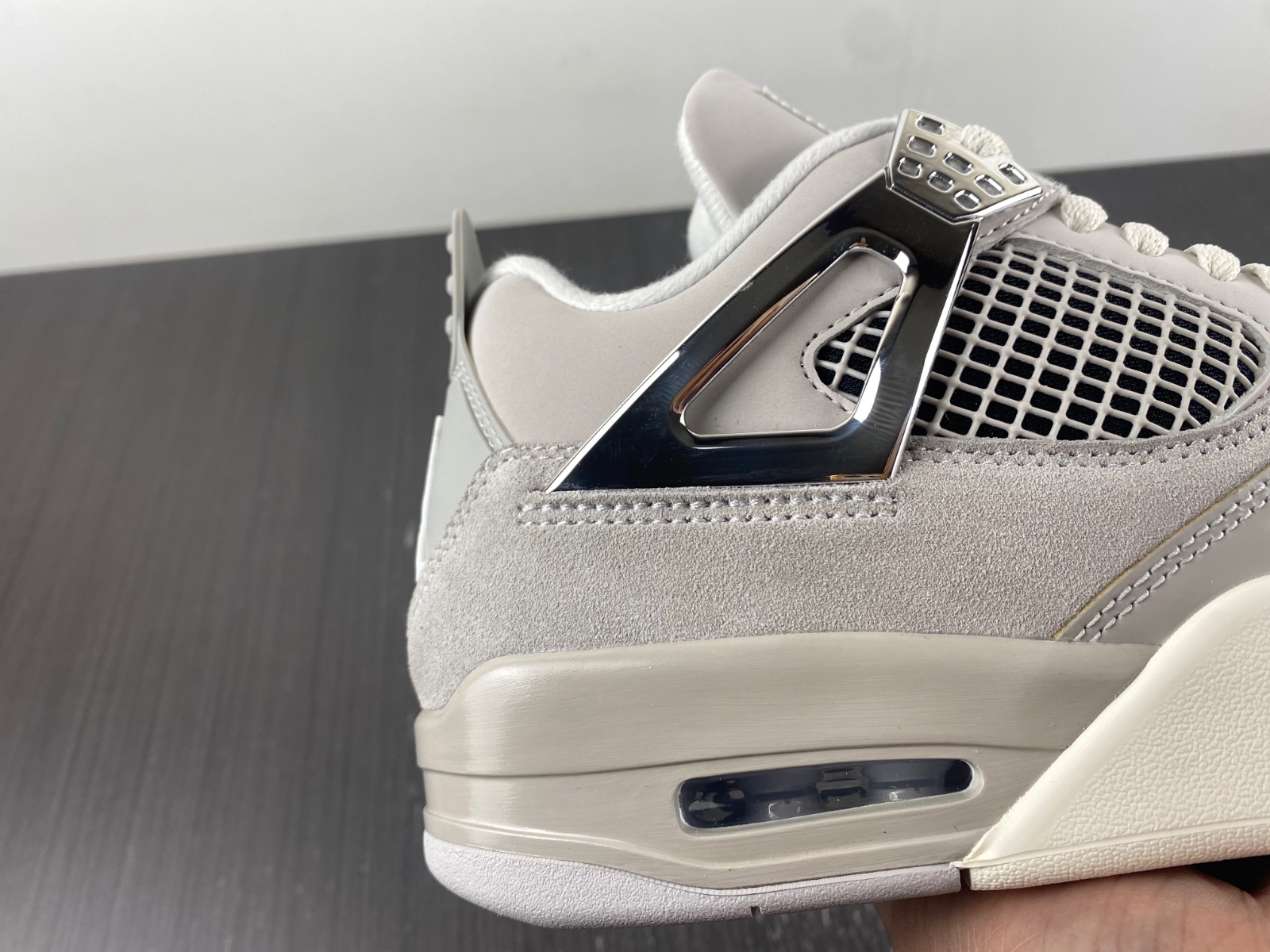 Jordan 4 Retro Frozen Moments