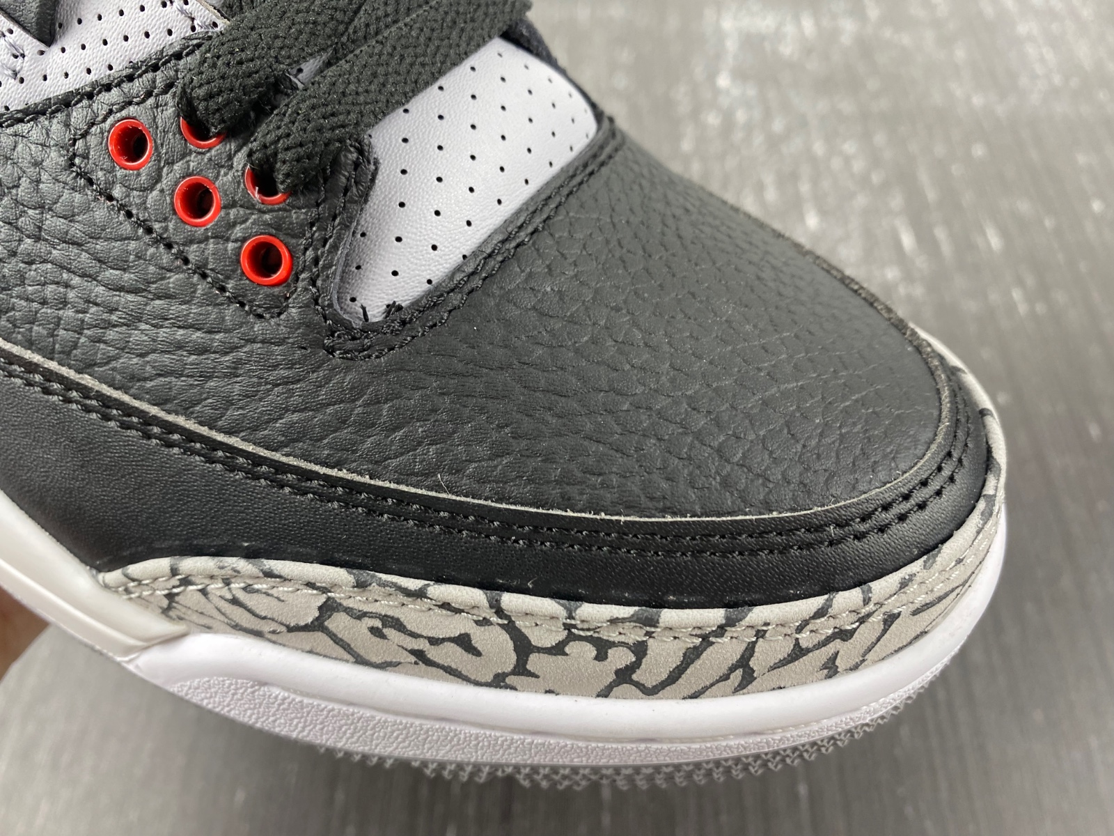 Air Jordan 3 Black Cement 854262-001