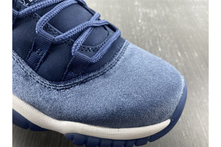 Air Jordan 11 Velvet WMNS Midnight Navy AR0715-441