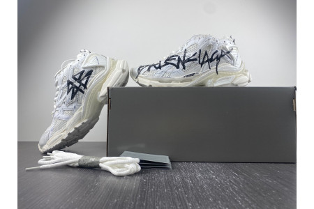 BLCG RUNNER SNEAKER 677402 W3RBQ 9010