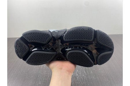 BLCG TRIPLE S SNEAKER 536737 W2FW6 0102