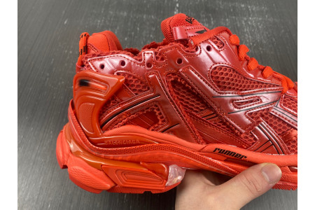BLCG RUNNER SNEAKER 677403 W3RB1 6000