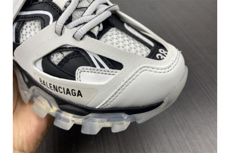 BLCG TRACK SNEAKER 647741 W3BZ2 9010