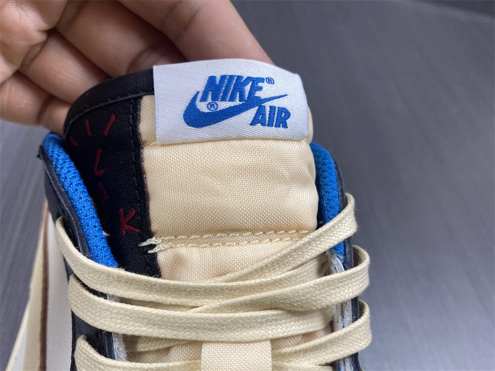 Fragment Design x Travis Scott x Air Jordan 1 Retro Low DM7866-140