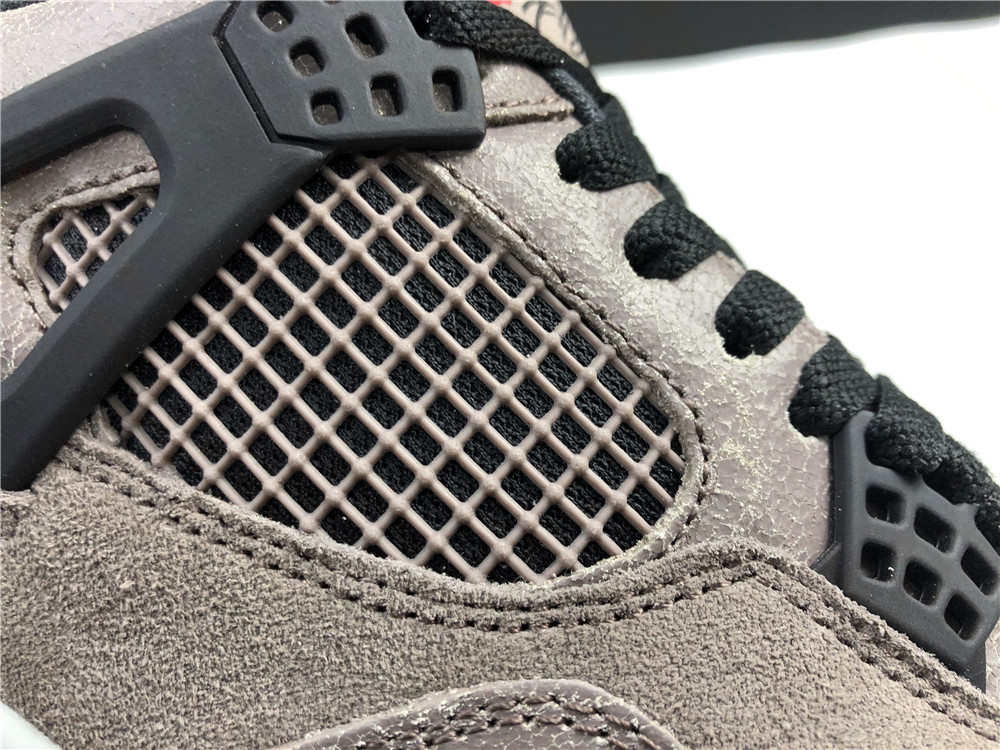 Air Jordan 4 Retro “Taupe Haze” DB0732-200