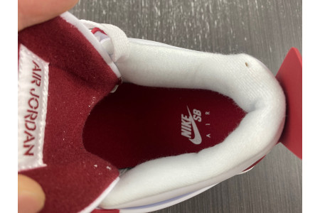Jordan 4 Retro SB Pine Red DR5415-160