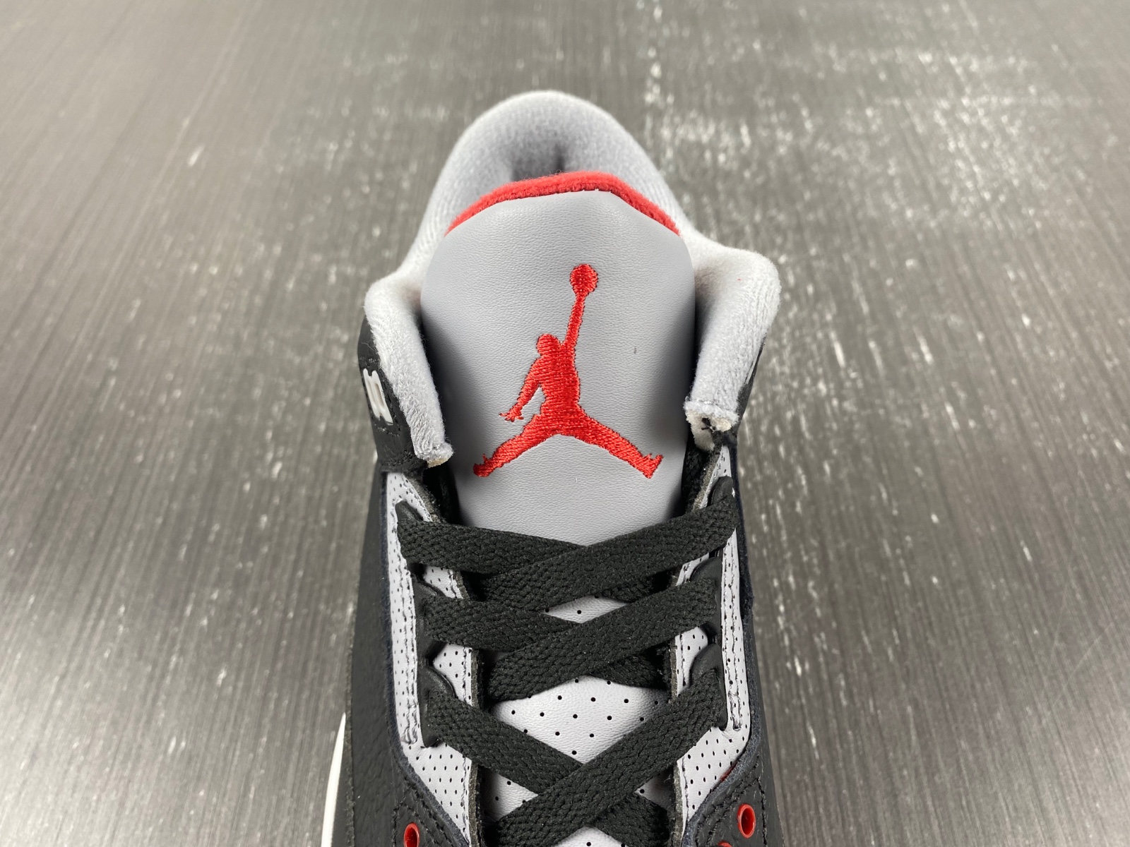 Air Jordan 3 Black Cement 854262-001