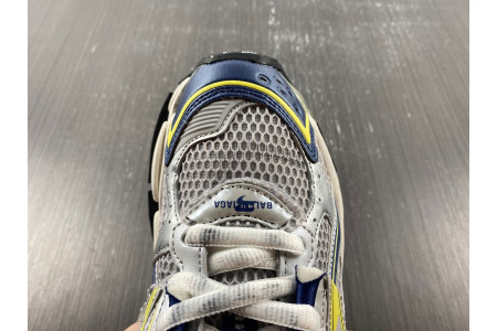 BLCG RUNNER SNEAKER 677402 W3RB5 9174