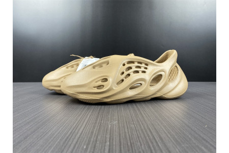 Adidas Yeezy Foam RNNR Ochre GW3354