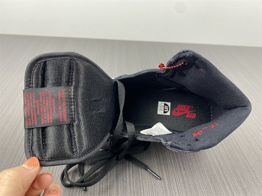 Air Jordan 1 High OG Bred Patent 555088-063