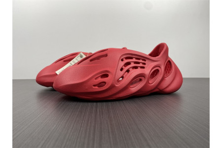 Adidas Yeezy Foam Red CW3355