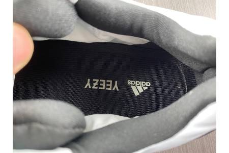 Adidas Yeezy Boost 700 MNVN Blue Tint GZ0711