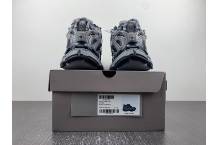 BLCG RUNNER SNEAKER 677403 W3RBR 1515