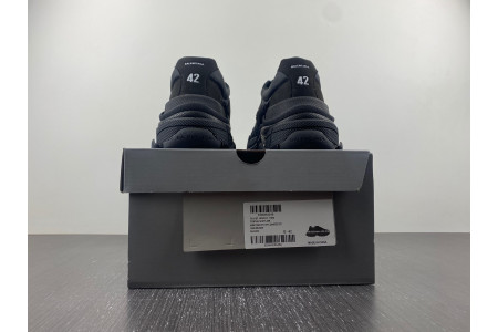 BLCG TRIPLE S SNEAKER 710157 W3CU1 1000