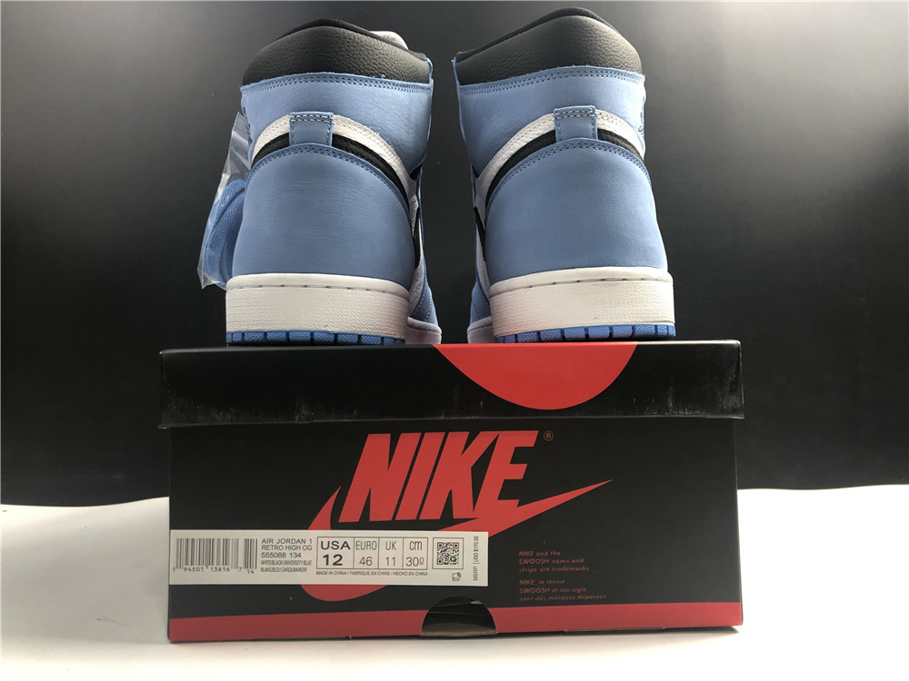 AIR JORDAN 1 RETRO HIGH WHITE UNIVERSITY BLUE BLACK 555088-134