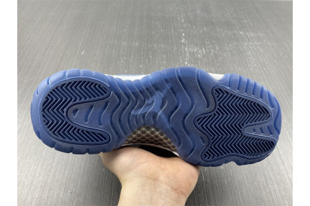 Air Jordan 11 Velvet WMNS Midnight Navy AR0715-441